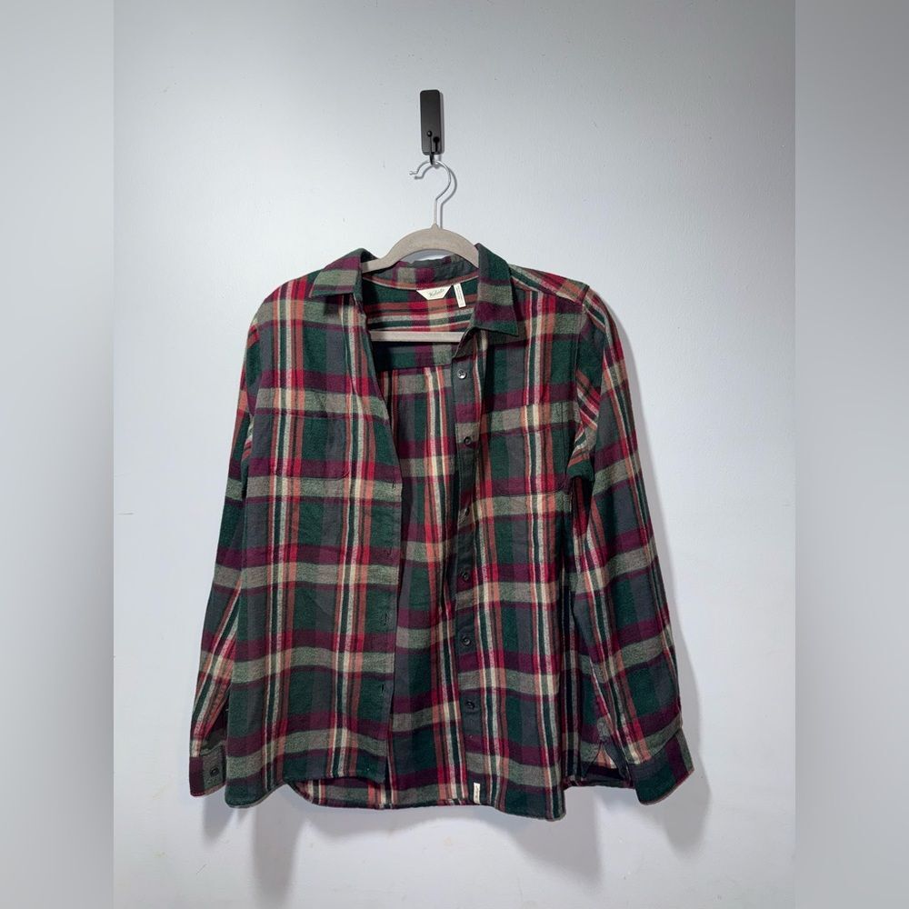 Woolrich Women’s Cotton Plaid Button Down Long sleeve Shirt Size L EUC Holiday